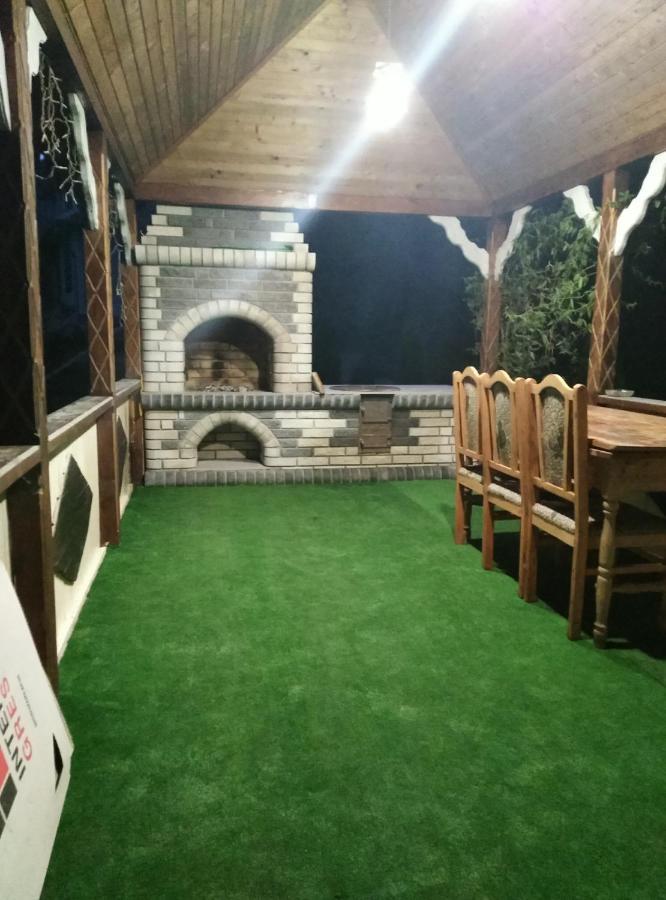 Золото Карпат Villa Jaremtsje Buitenkant foto