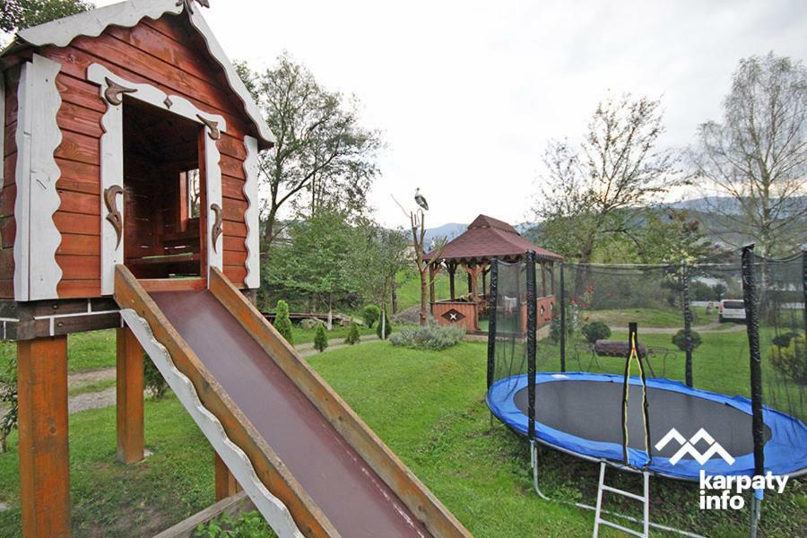 Золото Карпат Villa Jaremtsje Buitenkant foto